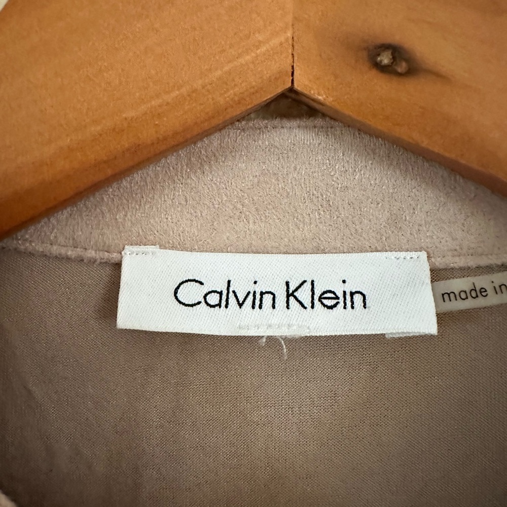 Coat - Picture 2 of 4